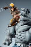 PRE-ORDER: Sideshow Collectibles Marvel Comics Grey Hulk vs Wolverine