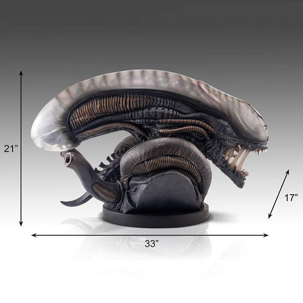 PRE-ORDER: Hollywood Collectibles Group Aliens Xenomorph Life-Size Bus