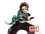 Banpresto Demon Slayer: Kimetsu no Yaiba Tanjiro Kamado Maximatic Statue - collectorzown