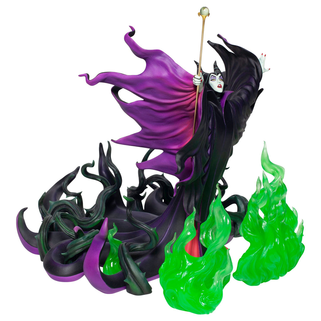 Enesco - Disney Showcase Nightmare Before Christmas Sally Couture de Force Figure #ENS-6006279