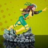 PRE-ORDER: Diamond Select Marvel Comics Gallery X-Men Rogue Figure Diorama - collectorzown
