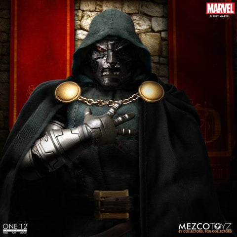 Mezco Toyz Doctor Doom One:12 Action Figure