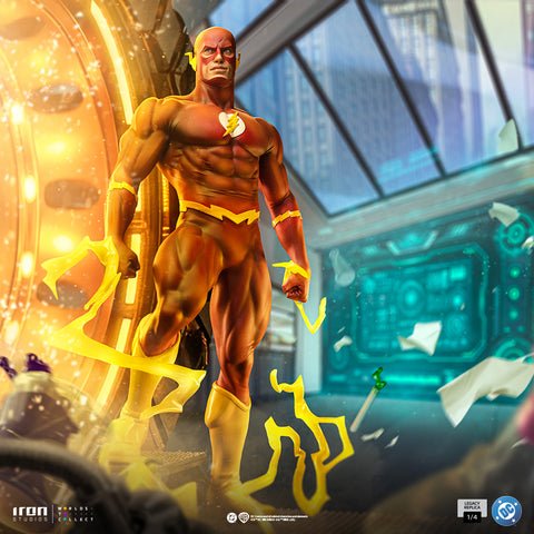 PRE-ORDER: Iron Studios DC Comics Legacy Replica The Flash 1/4 Scale Statue