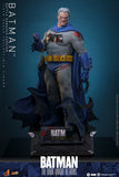 PRE-ORDER: Hot Toys DC Comics Batman: The Dark Knight Returns: Batman (Battle Damaged Version) Sixth Scale Figure
