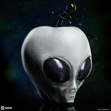 Sideshow Collectibles Alien Apple Replica