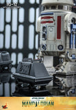 PRE-ORDER: Hot Toys Star Wars The Mandalorian IG-12 With Accessories Sixth Scale Figure Set