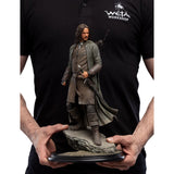 Weta Workshop The Lord of the Rings Aragorn Hunter of the Plains 1:6 Scale Statue