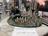 Weta Workshop Lord of the Rings: Masters Collection: Escape Off The Road 1/6 Scale Statue