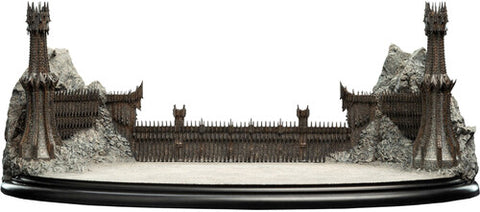 PRE-ORDER: Weta Workshop The Lord of the Rings The Black Gate Miniature Environment