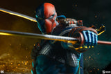 PRE-ORDER: Sideshow Collectibles DC Comics Deathstroke Premium Format Figure