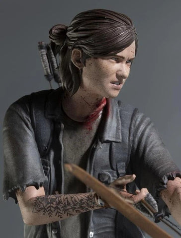 Dark Horse The Last of Us Part II Ellie with Bow Statue - collectorzown
