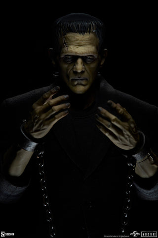 PRE-ORDER: Sideshow Collectibles Frankenstein (Deluxe Plus Edition) Sixth Scale Figure