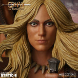 Mezco Toyz Conan the Barbarian Static-6 Conan and Valeria 1/6 Scale Statue