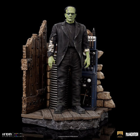 Iron Studios Universal Monsters Frankenstein Deluxe 1/10 Art Scale Statue