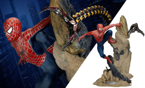 PRE-ORDER: Beast Kingdom Marvel Comics: Friendly Neighborhood Spider-Man Limited Edition Collectible Statue