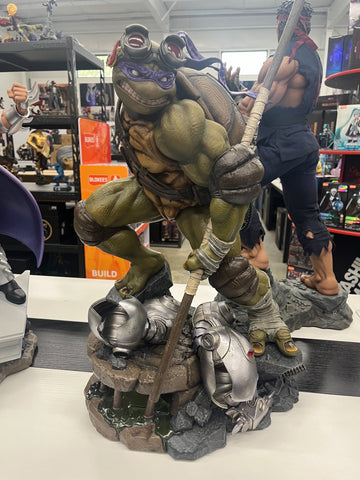 PCS Collectibles Teenage Mutant Ninja Turtles: Donatello (Deluxe Edition) 1:3 Scale Statue - collectorzown