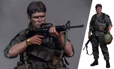 PRE - ORDER: Damtoys Platoon Sergeant Elias Sixth Scale Figure - collectorzown