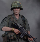 PRE - ORDER: Damtoys Platoon Sergeant Elias Sixth Scale Figure - collectorzown