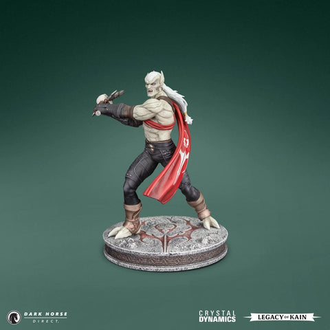 PRE-ORDER: Dark Horse Legacy of Kain: Kain PVC Figure - collectorzown