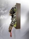 PRE - ORDER: Hollywood Collectibles Group Predator Life - Size Wall Decor - collectorzown