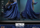 PRE - ORDER: Hot Toys DC Comics Batman: The Dark Knight Returns: Batman (Battle Damaged Version) Sixth Scale Figure - collectorzown