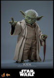 PRE - ORDER: Hot Toys Star Wars: Revenge of the Sith Yoda Sixth Scale Figure - collectorzown