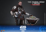 PRE - ORDER: Hot Toys Star Wars The Mandalorian and Grogu (Deluxe Version) Sixth Scale Figure Set - collectorzown