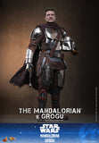 PRE - ORDER: Hot Toys Star Wars The Mandalorian and Grogu Sixth Scale Figure Set - collectorzown