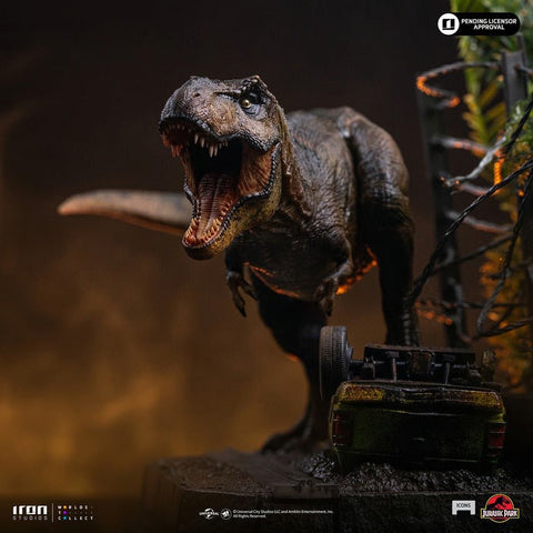 PRE-ORDER: Iron Studios Jurassic Park: T-Rex Breakout Set A Art Scale Statue - collectorzown