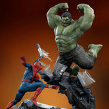 PRE-ORDER: Iron Studios Marvel Comics: Spider-Man vs Hulk 1/10 Scale Statue - collectorzown