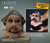 PRE-ORDER: Regal Robot Star Wars Nien Nunb Scaled Mask Replica Numbered Edition 250 - collectorzown