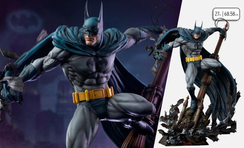 PRE-ORDER: Sideshow Collectibles DC Comics Batman Premium Format Figure - collectorzown