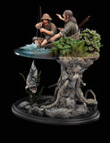 PRE - ORDER: Weta Workshop The Lord of the Rings Smeagol & Deagol: A Shadow of the Past 1:6 Scale Statue - Limited Edition of 800 - collectorzown