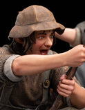 PRE - ORDER: Weta Workshop The Lord of the Rings Smeagol & Deagol: A Shadow of the Past 1:6 Scale Statue - Limited Edition of 800 - collectorzown