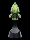 PRE - ORDER: Weta Workshop Warhammer 40K Aeldari Striking Scorpion Helmet Replica - collectorzown