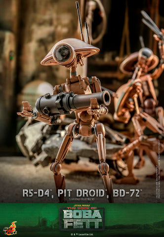 Hot Toys Star Wars The Mandalorian R5-D4, Pit Droid, and BD-72