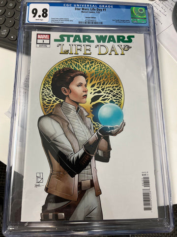 CGC 9.8 Star Wars: Life Day #1 Leia Variant Edition 2022 - collectorzown