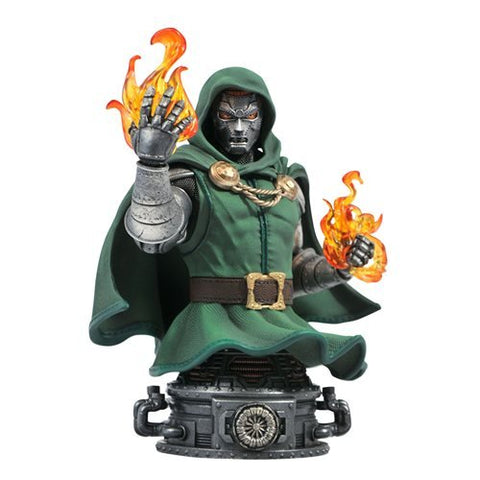 Diamond Select Marvel Comics Doctor Doom Bust - collectorzown