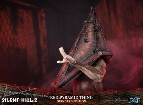 Pyramid Head// Silent Hill