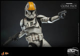 Hot Toys Star Wars Attack of the Clones Clone Pilot Sixth Scale Figure - collectorzown