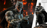 Hot Toys Zack Snyder's Justice League Batman (Tactical Batsuit Version) Sixth Scale Figure - collectorzown