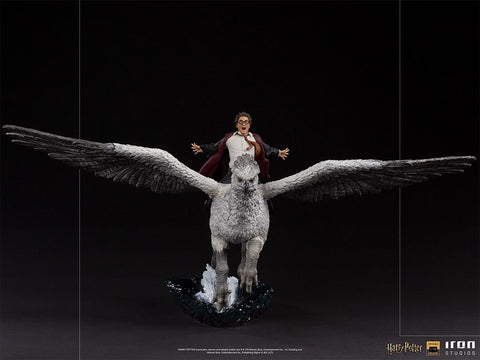 Iron Studios Harry Potter and the Prisoner of Azkaban Harry Potter and Buckbeak Deluxe Art Scale 1/10 Statue - collectorzown