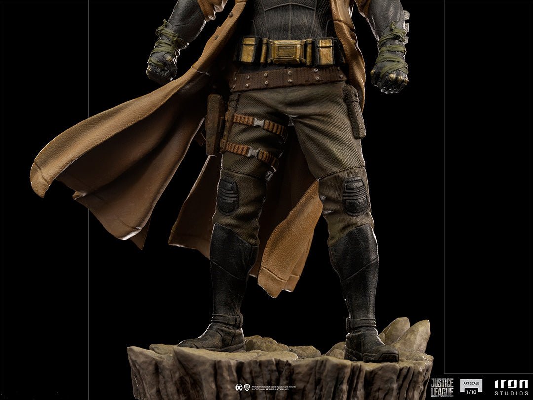 Iron Studios Zack Snyder s Justice League Knightmare Batman Art