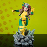 PRE-ORDER: Diamond Select Marvel Comics Gallery X-Men Rogue Figure Diorama - collectorzown