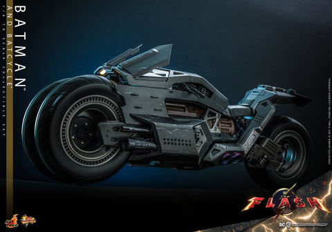 https://www.collectorzown.com/cdn/shop/products/pre-order-hot-toys-the-flash-batman-and-batcycle-sixth-scale-figure-set-103607_large.jpg?v=1701442311