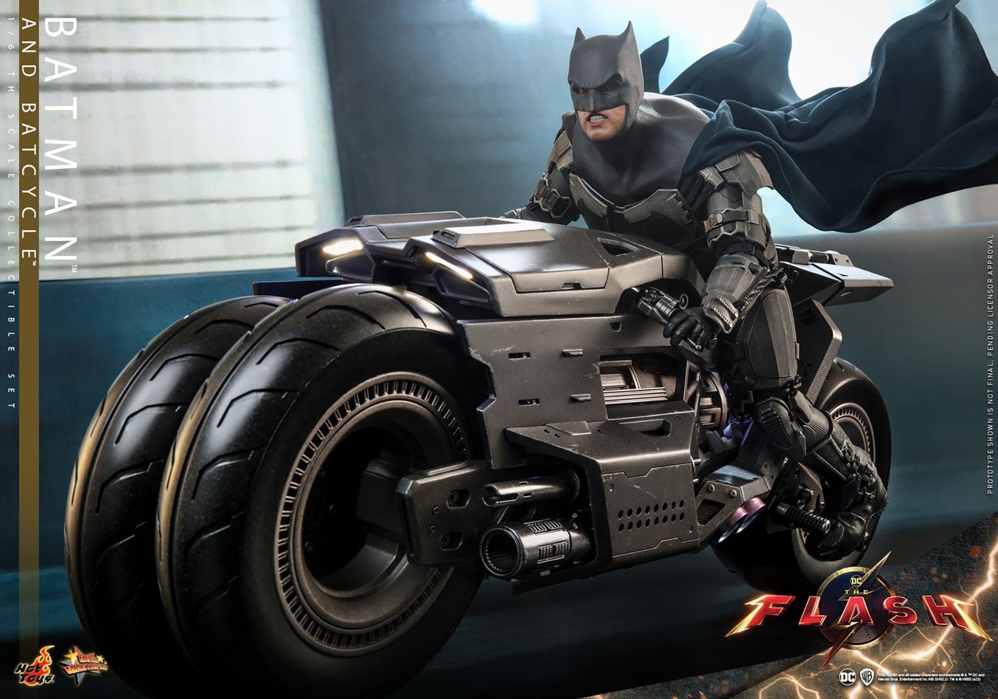 Hot Toys The Flash: Batman and Batcycle Sixth Scale Figure Set