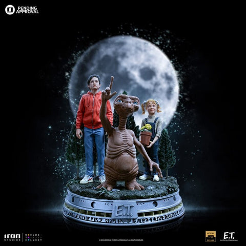 PRE-ORDER: Iron Studios E.T. the Extra-Terrestrial E.T., Elliot, and Gertie Deluxe Art Scale 1/10 Statue - collectorzown