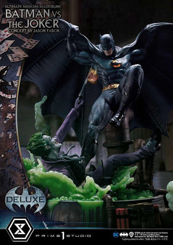 PRE-ORDER: Prime 1 Ultimate Museum Masterline Batman (Comics) Batman Versus The Joker (Concept By Jason Fabok) Deluxe Bonus Version 1/3 Scale Statue - collectorzown