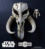 Regal Robot Star Wars Mythosaur Skull 17.5″ Wall Decor - collectorzown