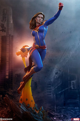 Sideshow Statue Sideshow Collectibles Captain Marvel Statue